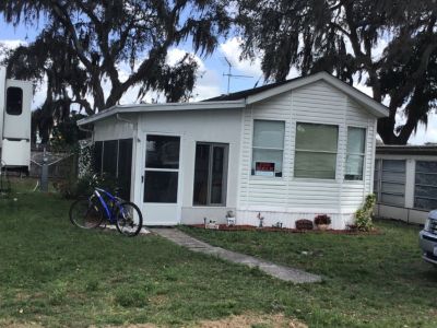 Park Model with Florida room for sale