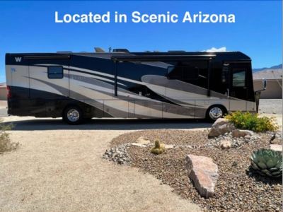 Privately owned - 2014 Winnebago Journey 40U