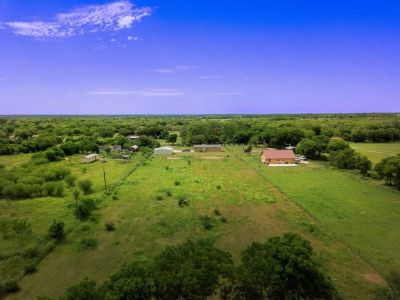 *** Peaceful palace to live away from San Antonio ***