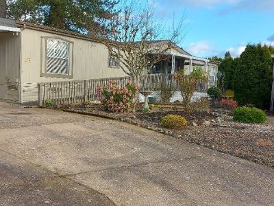 Beautiful manufactured home in wine country