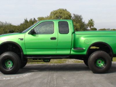 2001 FORD F150 LARIAT 4X4 LIFTED CUSTOM PAINT INTERIOR WHEELS 99K MILE - $11990 ($2000 DOWN-WE FINANCE-BAD-GOOD-NO CREDIT)