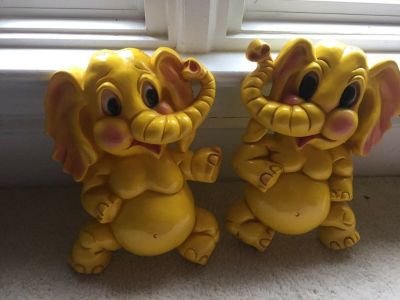 Wall Decor - Vintage Yellow “Homco” Cast Elephants/1973/Right and Left