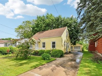 Roosevelt Ave, Cuyahoga Falls, Home For Sale