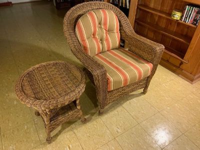 NorthCape Georgetown Outdoor Club Chair / End Table Set