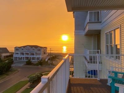 3 Bedroom 2BA Condo Vacation Rental in The Sandbridge Dunes - Island Sunrise 317, Virginia Beach, VA