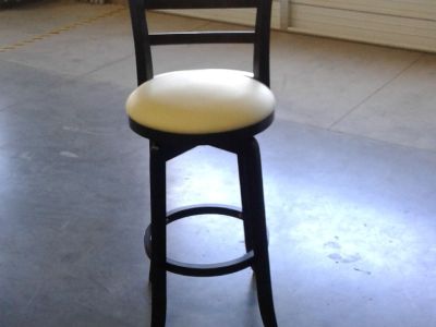 Bar Stool- Swivel Counter Height