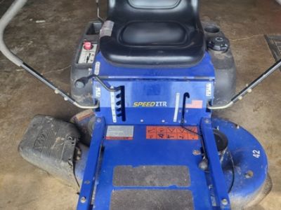 Dixon ztr 42"