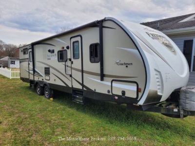 2017 Coachmen Freedom Express Liberty Ed. 310BHDSLE