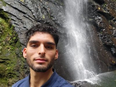 Andres - Needs an Apartment on iROOMit or a Room