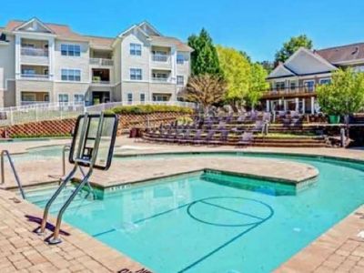Campus Edge sublease:1 bedroom in 2 beds 2 baths