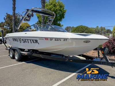 Malibu Boats 23 LSV 2010