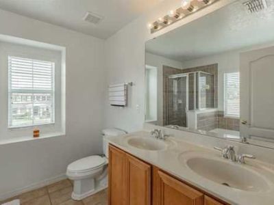 GORGEOUS 3 bedrooms, 2.5 bath, with 2,911 sq. ft.