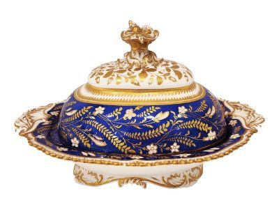 Circa 1805-1825 Georgian Period Large Bone China Tureen & Cover by Coalport England