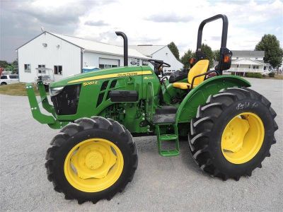 2023 JOHN DEERE 5067E