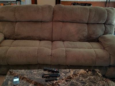 COUCH & LOVESEAT