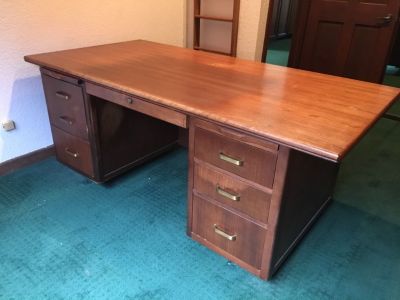 Free Walnut desk