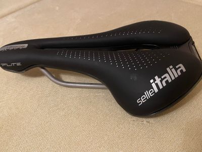 FS: Selle Italia MAX FLITE Boost Gel Superflow saddle - $95