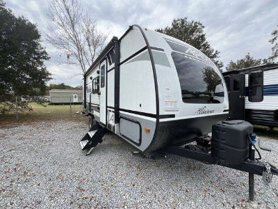 2023 Forest River Coachmen Apex 208bhs For Sale by Dealer in Alachua, Florida