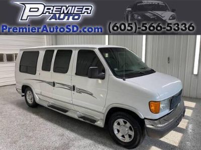 2004 Ford E-Series E 150 3dr Cargo 138 in. WB