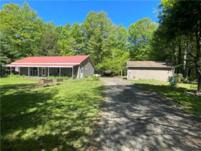 3 Bedroom 2BA 1800 ft Single Family Home For Sale in Lewis Run, PA