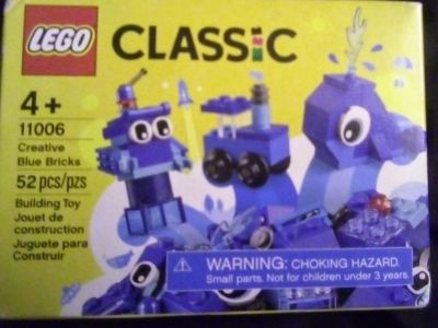 52 PIECE  CLASSIC  LEGO (BLUE BRICKS) NEW/ BOX NEVER  OPENED  ✔