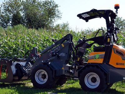 2022 Giant G2200E