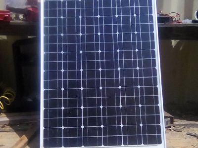 100 W solar panels