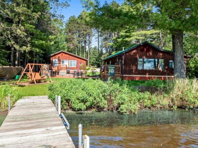 5 Bedroom 2.5BA House Vacation Rental in Catfish Cottages, Eagle River, WI