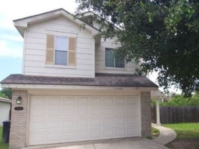 14226 Bobolink - Home For Rent 3/2.5/2 in San Antonio, TX 78233