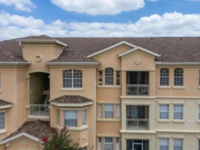 2 Bedroom 2BA 1261 ft Furnished Condo For Sale in DAVENPORT, FL