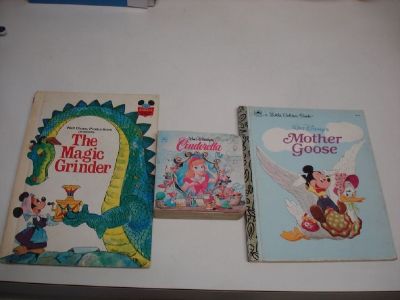 DISNEY MINI BOARD BACK & GOLDEN BOOKS ~ Minnie & Cinderalla !