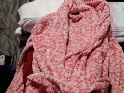 Used, Joe Boxer Girls Pink Plush Robe Size 7-8