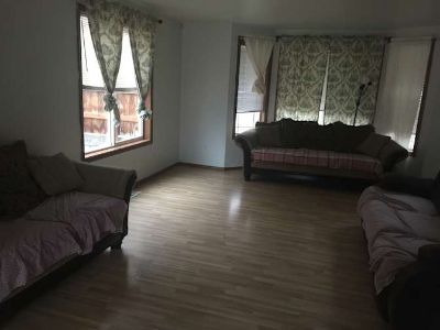 Private room with shared bathroom in a House with 6 roomies, Moxee, WA 98936