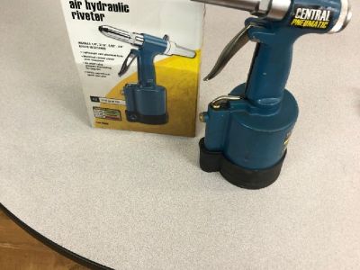 1/4 hydraulic riveter