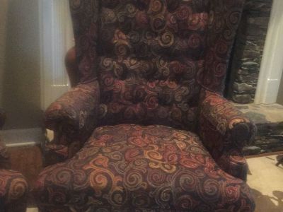 Set of 2 Wing back Chairs