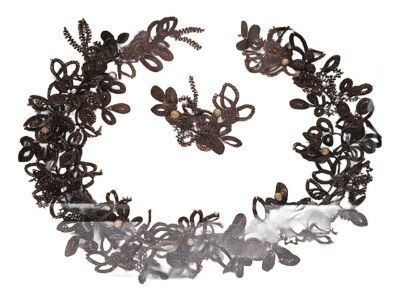 Victorian Mourning Hair Wreath in Carved Shadow Box Frame – 19th Century Memento Mori