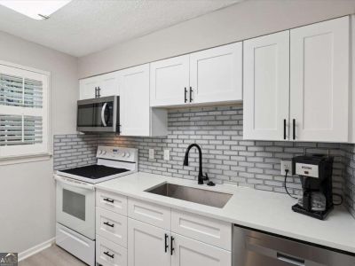 2 Bedroom 2BA Condo For Sale in Atlanta, GA