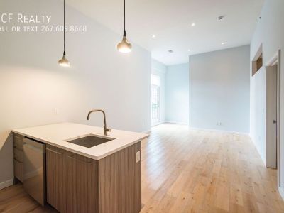 1 Bedroom 1BA 815 ft Pet-Friendly Apartment For Rent in Philadelphia, PA