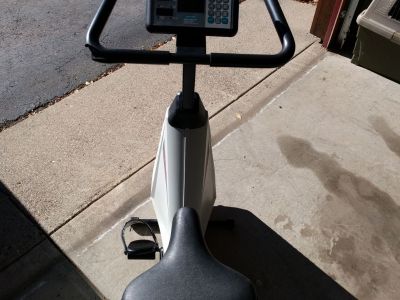 Life Cycle 5500 Stationary Bike