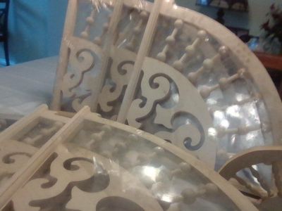 EXTERIOR WOOD ORNAMENTAL BRACKETS