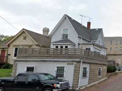 3 Bedroom 1BA 0 ft Apartment For Rent in Milwaukee, WI