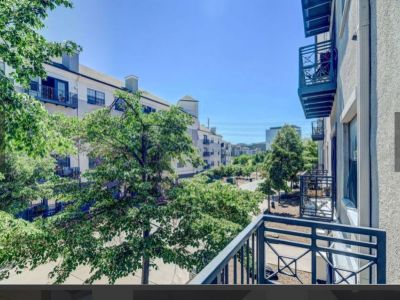 Apartment for lease takeover-1bd 1ba