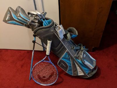 Junior girls golf set & tennis raquet