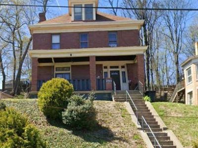 5 Bedroom 2BA Single Family Home For Sale in AVALON, PA