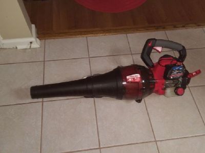 Troy-Bilt TB2MB JET 27cc 2-cycle Gas Leaf Blower