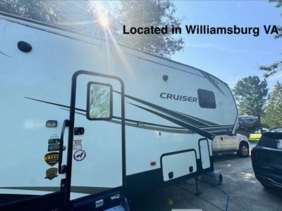 Reduced - 2021 Crossroads Cruiser Aire 28BH