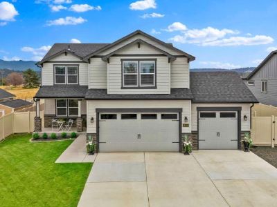 4 Bedroom 4BA House For Sale in Spokane Valley, WA