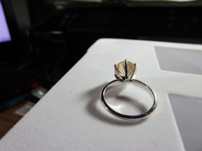 LADIES CLASSIC SOLITAIRE RING