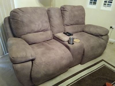 Dual Reclining Loveseat