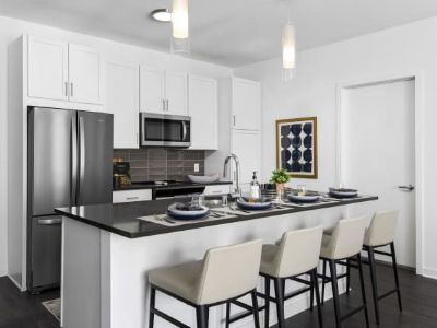 3 Bedroom 2BA 1496 ft Pet-Friendly Apartment For Rent in Oak Creek, WI